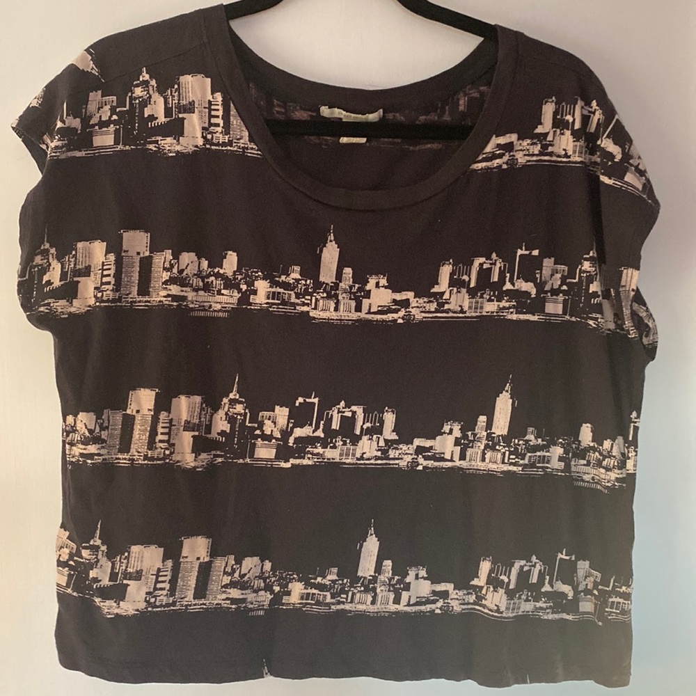 Forever21 NYC skyline top